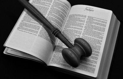 企业非法辞退员工需承担哪些法律责任与赔偿标准解析