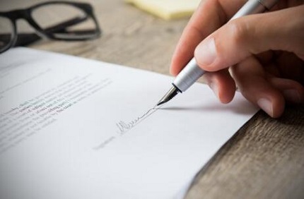 企业不给员工买社保违法风险大 员工权益受损如何维权