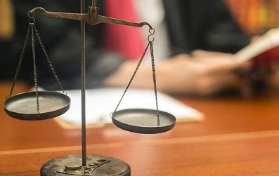 夫妻离婚财产分割指南：如何公平分配房产存款与共同财产