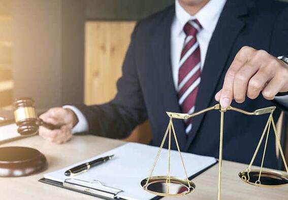 离婚财产分割如何公平处理房产车辆存款等共同财产的分割方法与法律依据