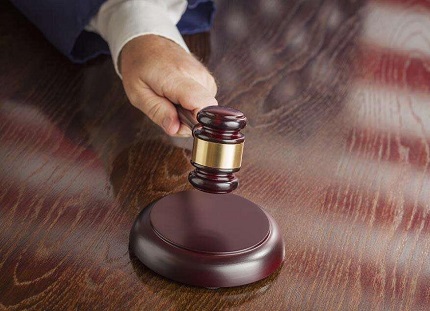刑事拘留后家属必读专业律师解析拘留流程权利与取保候审条件及应对措施指南