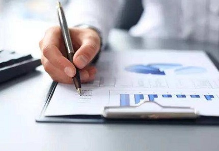 公司非法辞退员工怎么办？专业律师教你如何维权索赔