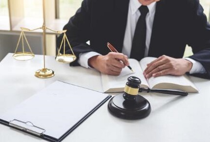 刑事和解流程与法律效力解析：如何通过和解减轻刑事责任与赔偿损失