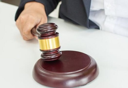 深圳企业非法辞退员工赔偿标准与维权指南 劳动者必看法律保护措施