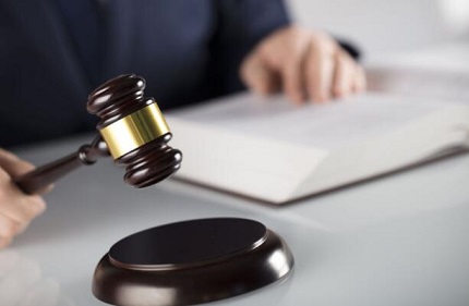 深圳公司非法解除劳动合同员工如何维权索赔及申请劳动仲裁流程指南