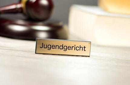 深圳刑事辩护律师专业团队为您提供高效法律辩护保障权益