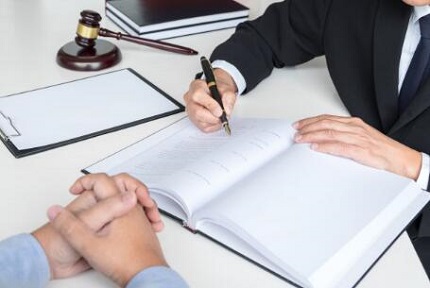 深圳企业非法解除劳动合同员工如何维权索赔及法律后果解析