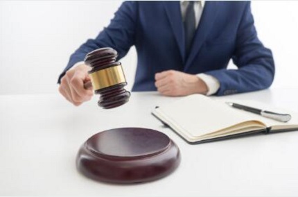 企业不给员工买社保的法律风险与合规解决方案