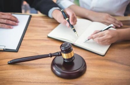 刑事辩护律师专业团队为您提供高效法律辩护保障合法权益