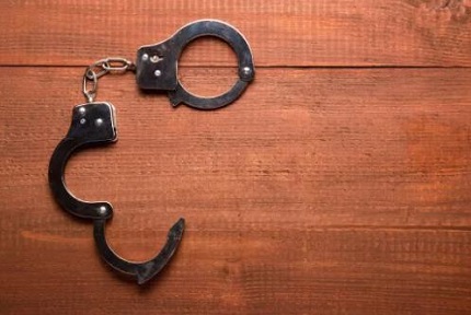 非法解除劳动合同如何维权？员工被违法辞退的赔偿金计算与法律救济途径全解析