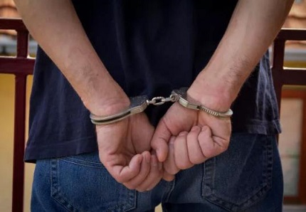 深圳被刑事拘留后家属必看的正确处理方法及专业律师建议指南
