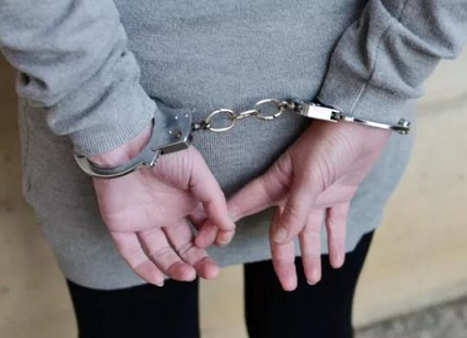 企业非法解除劳动合同员工如何维权索赔及法律后果解析