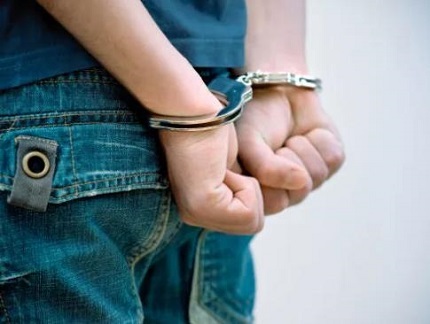 诉讼离婚流程与费用全解析：如何单方面快速起诉离婚争取孩子抚养权和财产分割