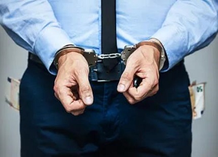 资深刑事律师专业辩护团队 高效办理各类刑事案件 取保候审 罪轻辩护 无罪辩护 维护当事人合法权益