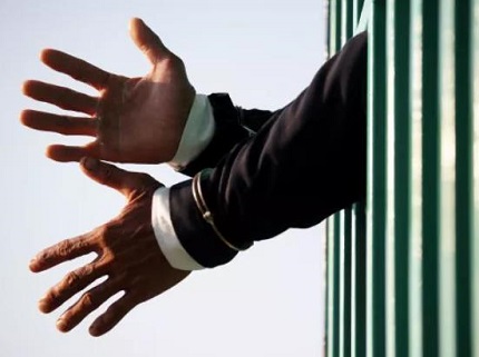 刑事律师专业辩护团队：高效解决各类刑事案件维护当事人合法权益