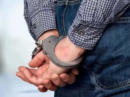 刑事律师在线咨询：专业辩护团队为您解决刑事案件难题