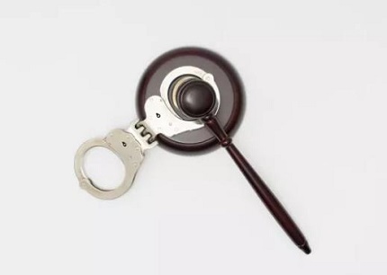 深圳坪山区刑事律师在线解答：专业律师团队为您提供刑事案件法律咨询