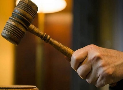 刑事律师在线咨询：专业辩护团队为您解决刑事案件难题