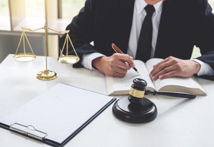 深圳专业刑事诉讼律师团队为您提供权威法律辩护与全方位诉讼指导