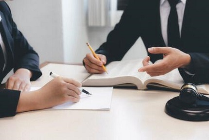 深圳龙岗暴力犯罪辩护律师专业代理刑事案件律师团队