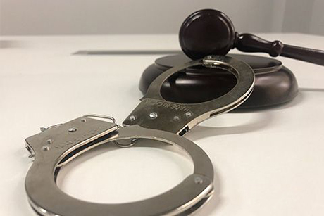 刑事案律师专业辩护团队，资深刑辩律师为您提供取保候审、无罪辩护、罪轻辩护及上诉申诉全流程法律服务